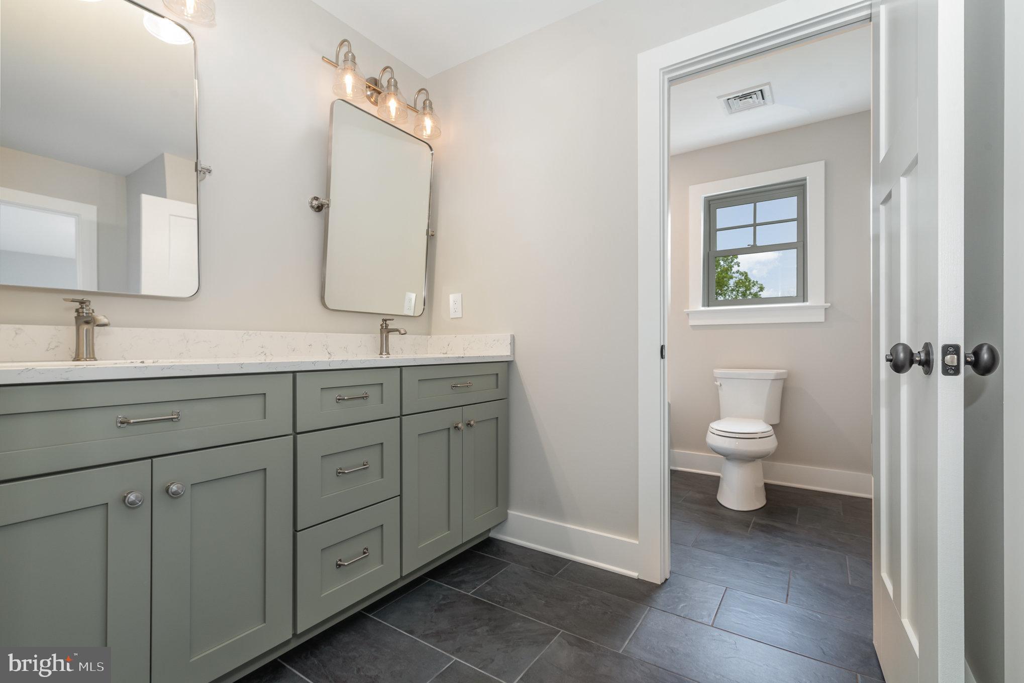 FARM CREST - Residential