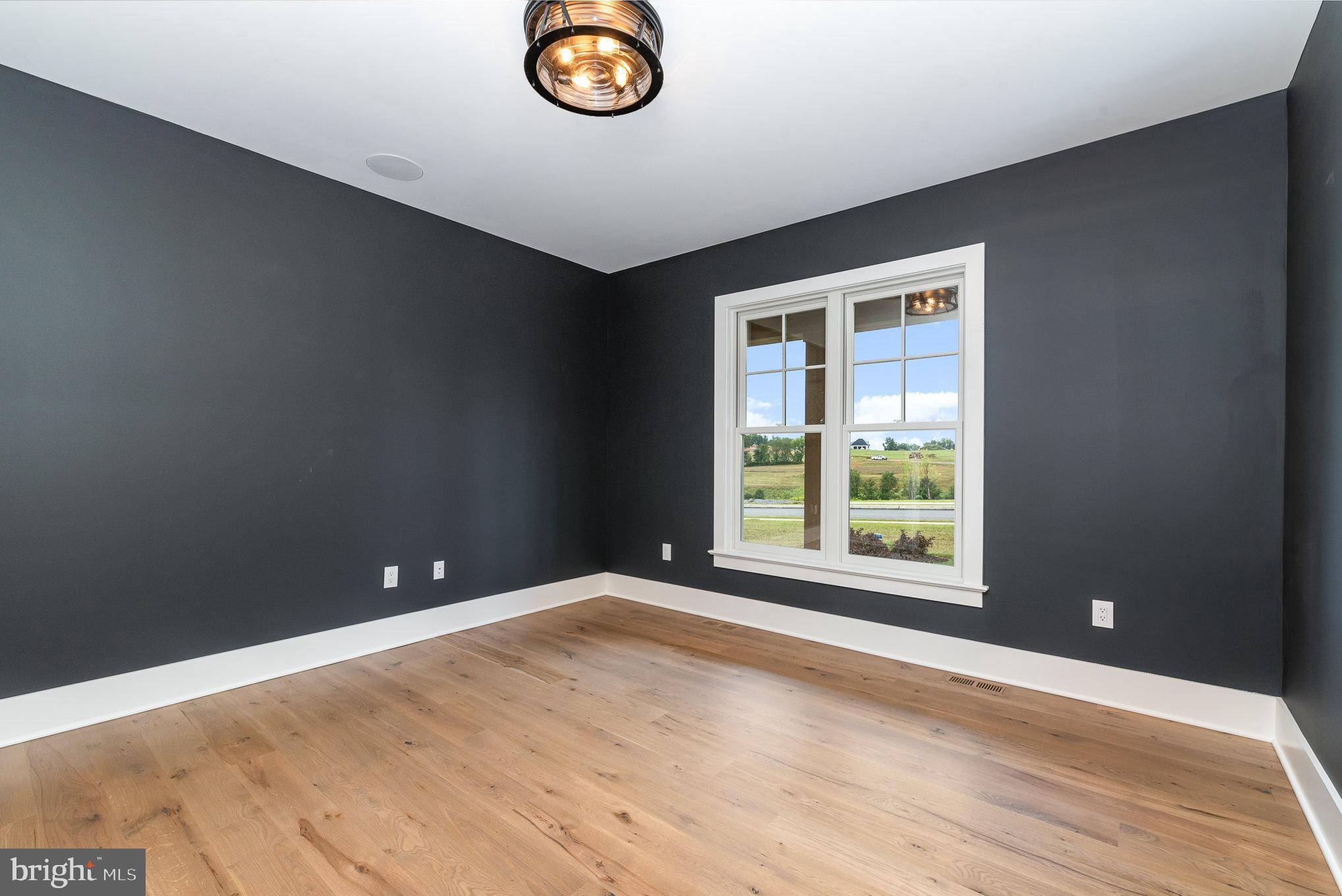 FARM CREST - Residential