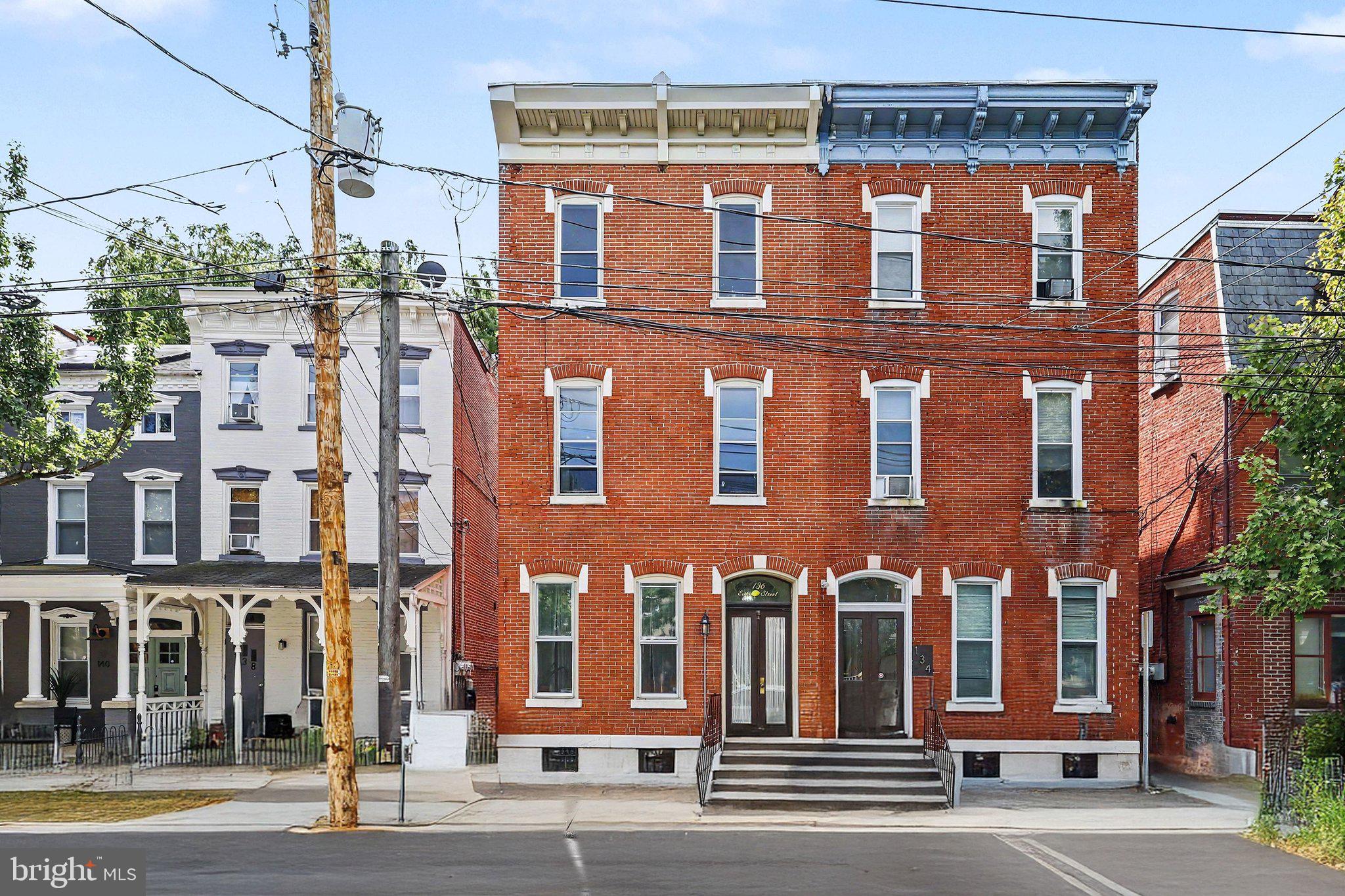 136 E LEMON STREET 3