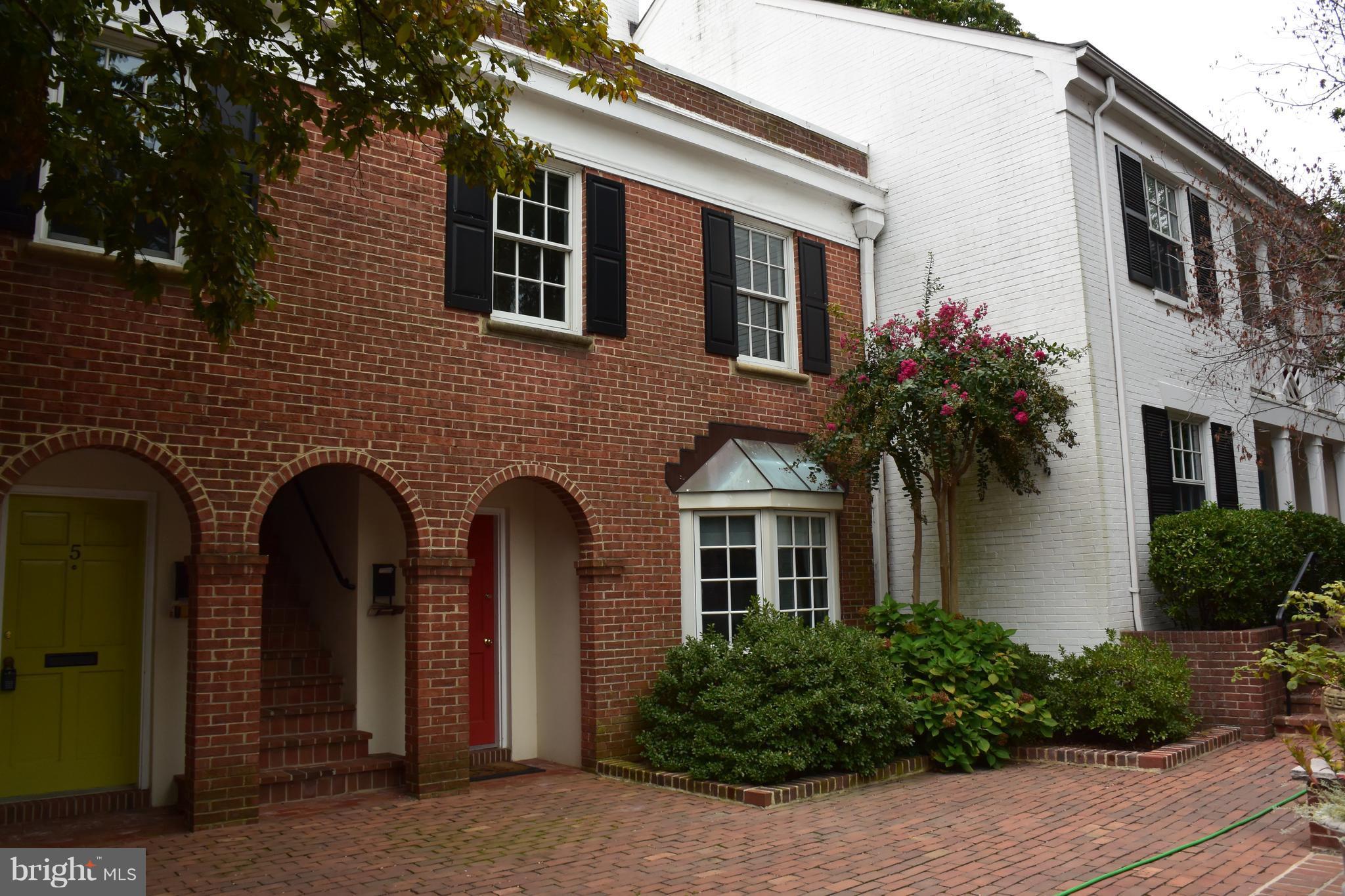 OLD TOWN - Residential