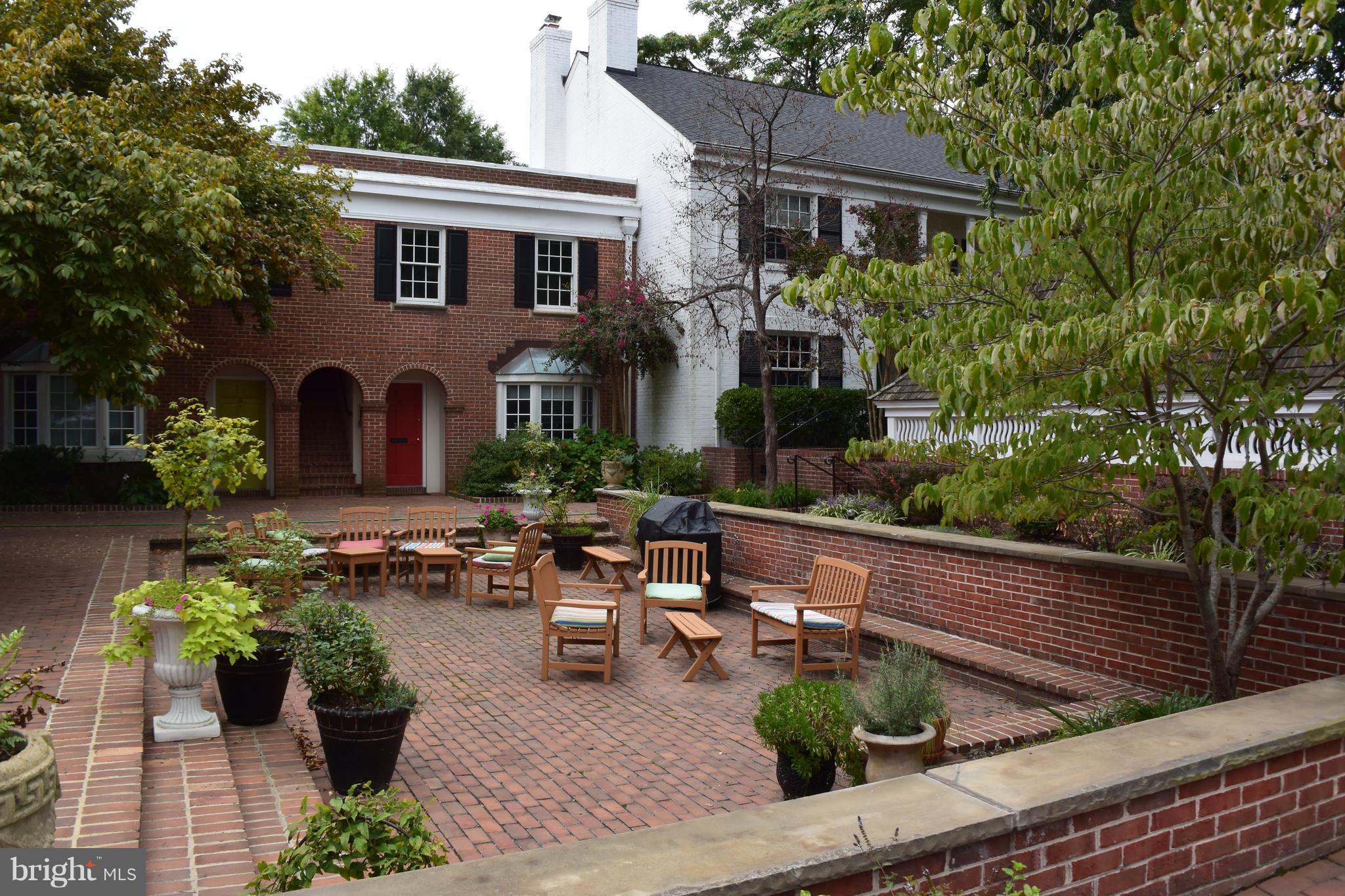 OLD TOWN - Residential