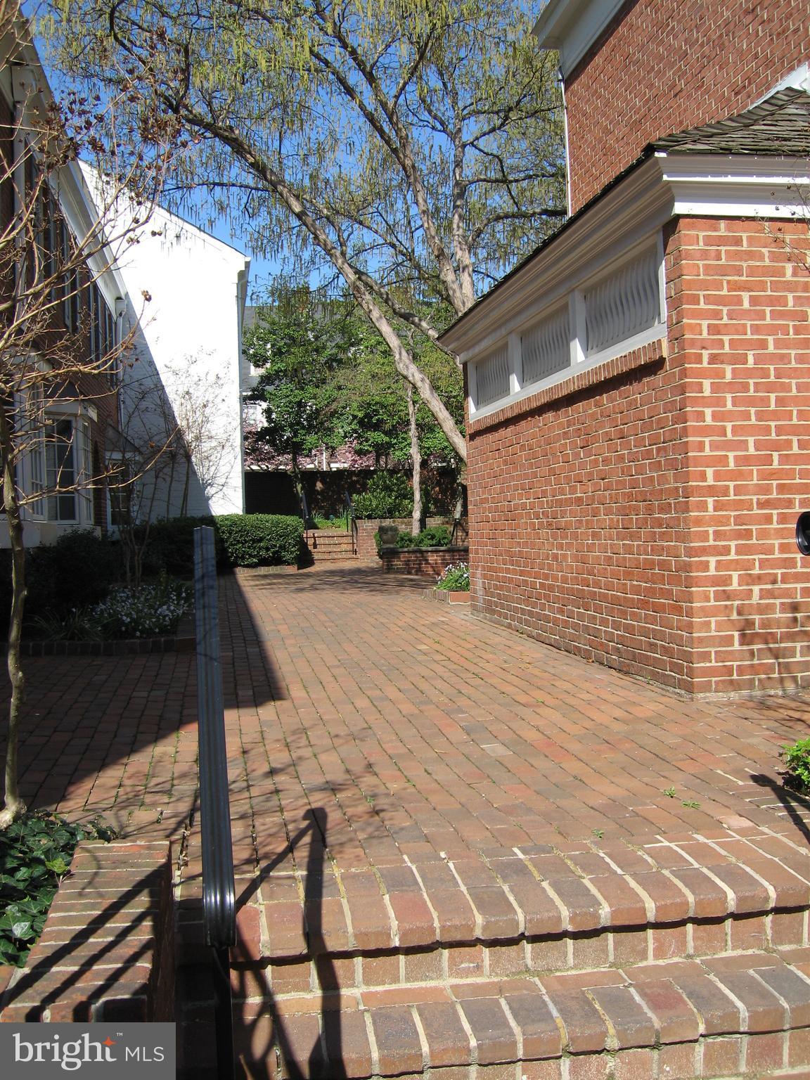 OLD TOWN - Residential