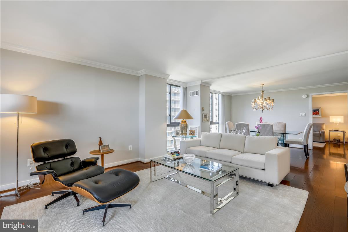 FRIENDSHIP HEIGHTS - Residential