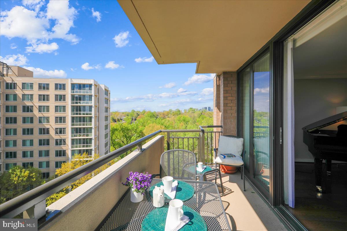 FRIENDSHIP HEIGHTS - Residential