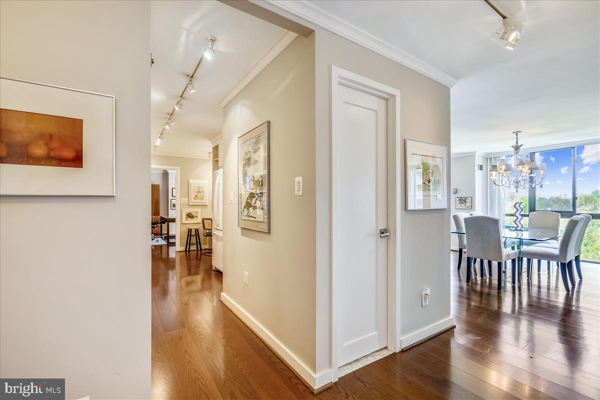 FRIENDSHIP HEIGHTS - Residential