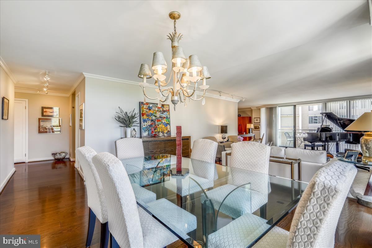 FRIENDSHIP HEIGHTS - Residential