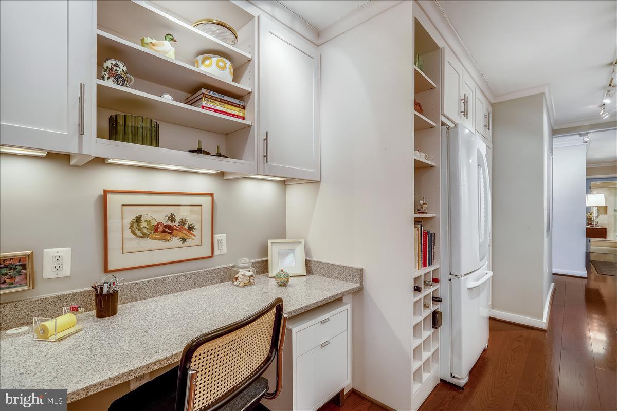 FRIENDSHIP HEIGHTS - Residential