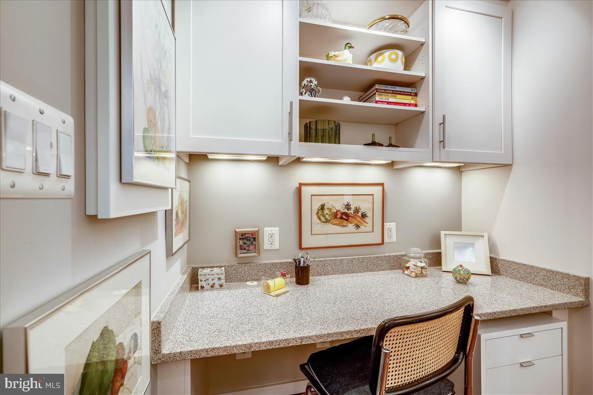 FRIENDSHIP HEIGHTS - Residential