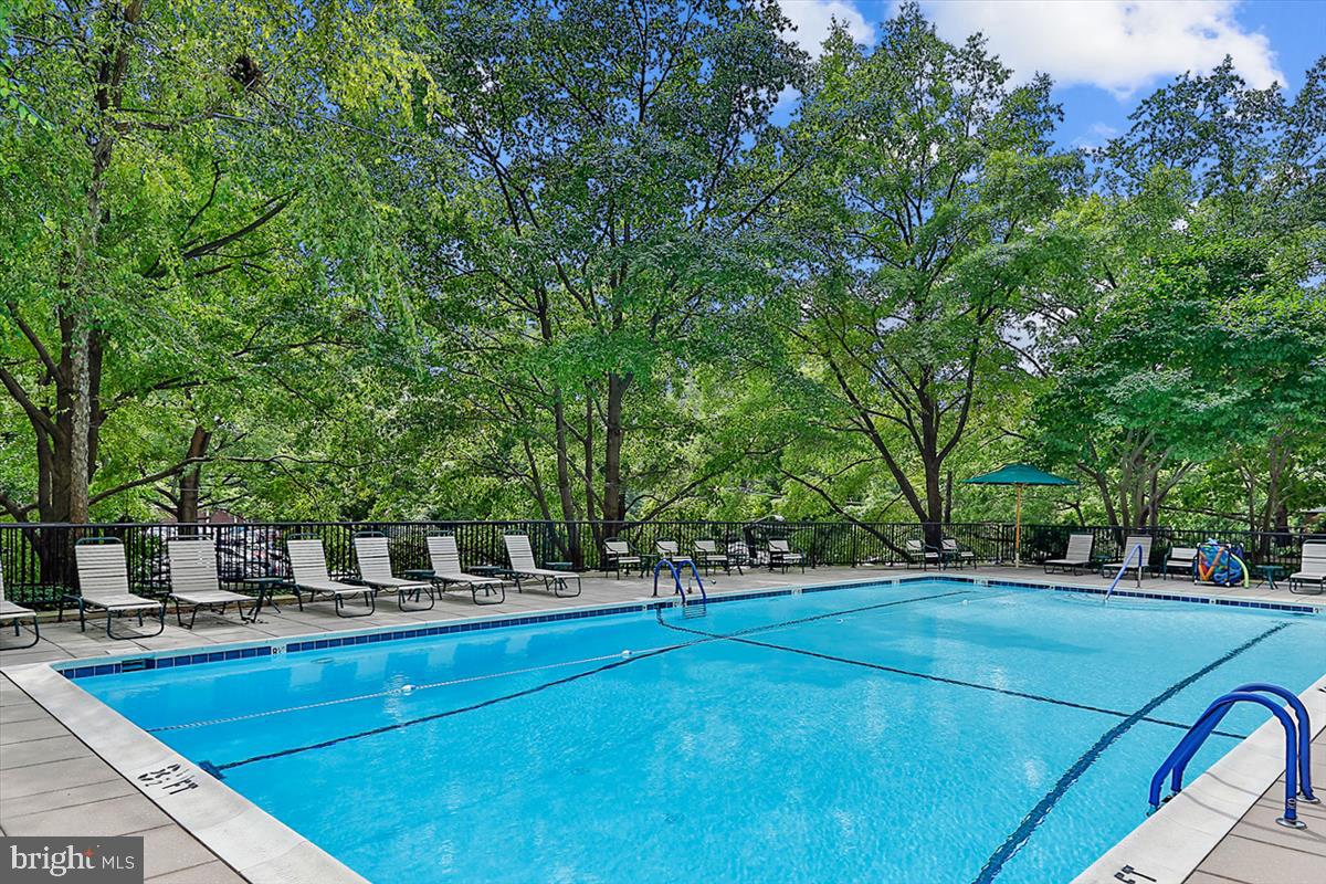 FRIENDSHIP HEIGHTS - Residential