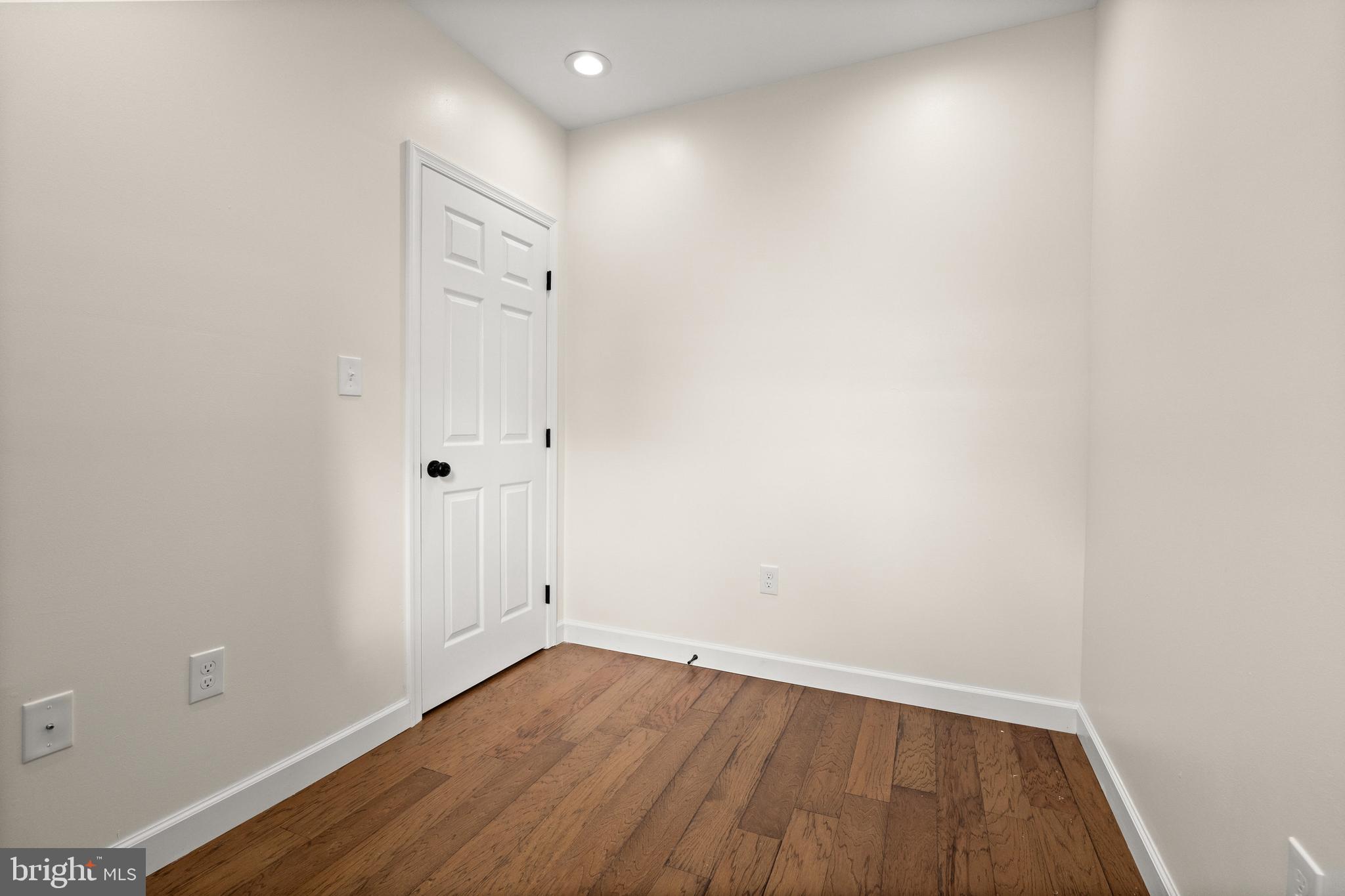 PIMLICO - Residential