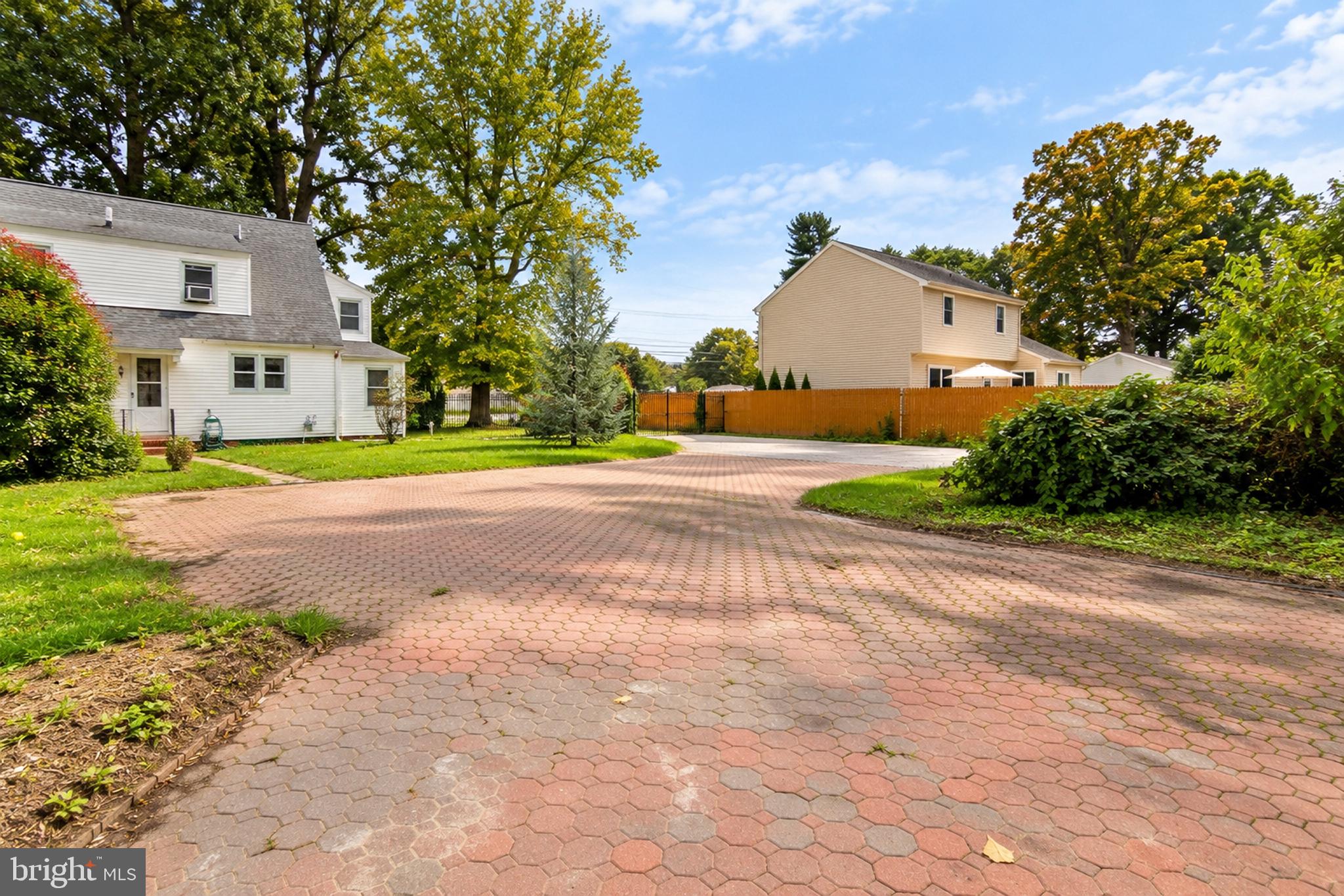 920 S SPRING ROAD