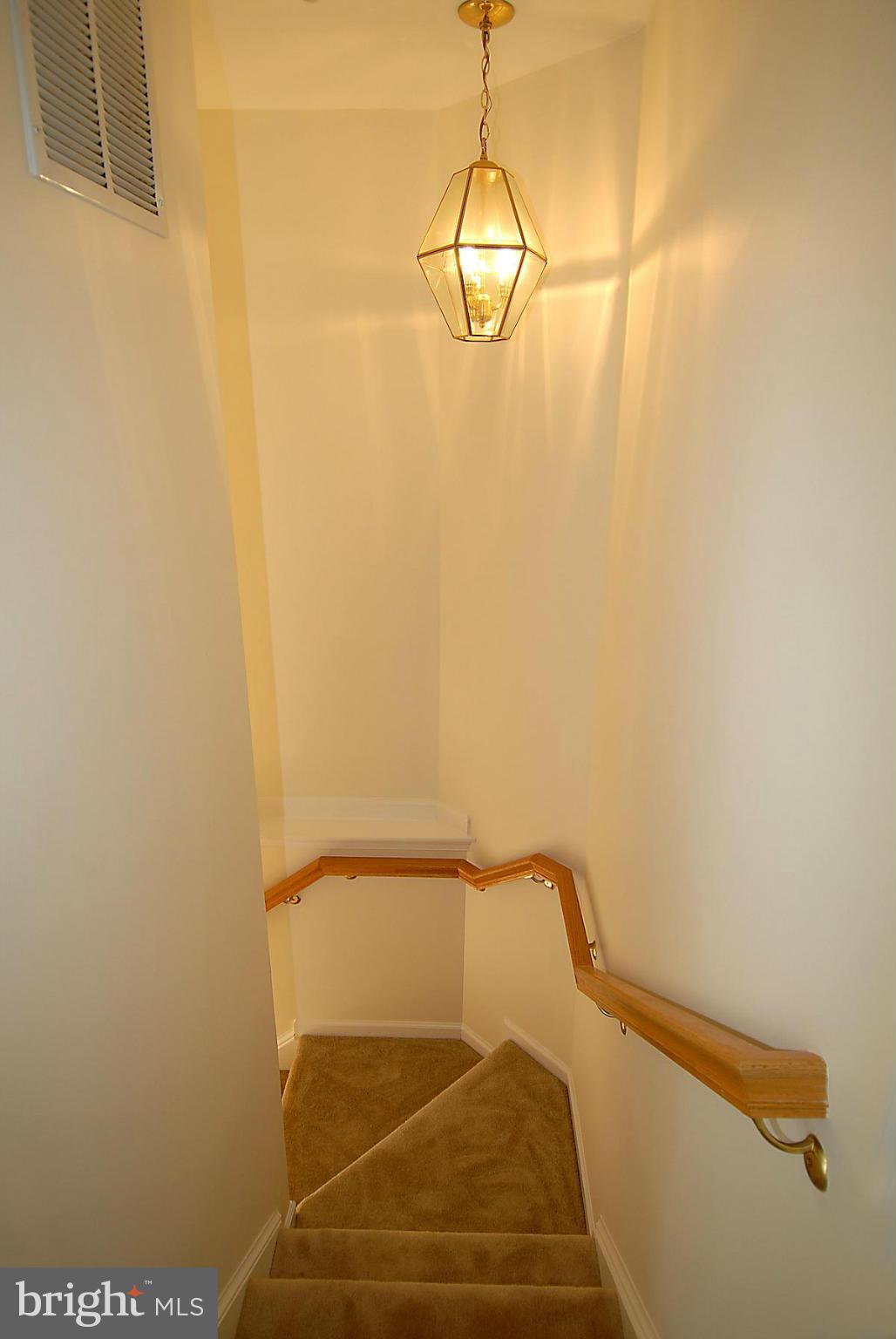 KINGSVIEW RIDGE - Residential Lease