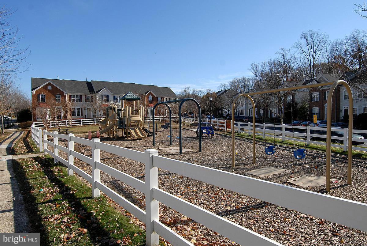 KINGSVIEW RIDGE - Residential Lease