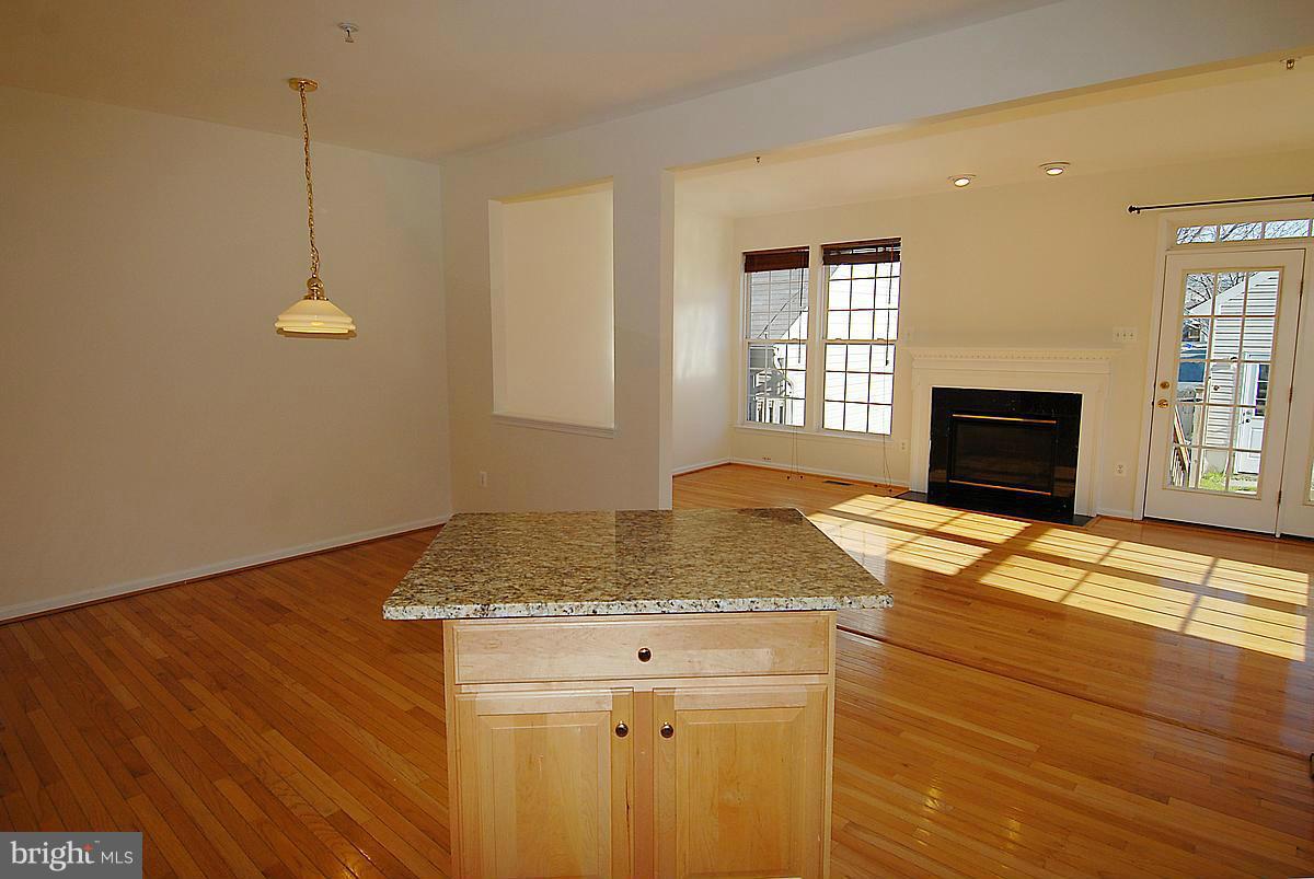 KINGSVIEW RIDGE - Residential Lease