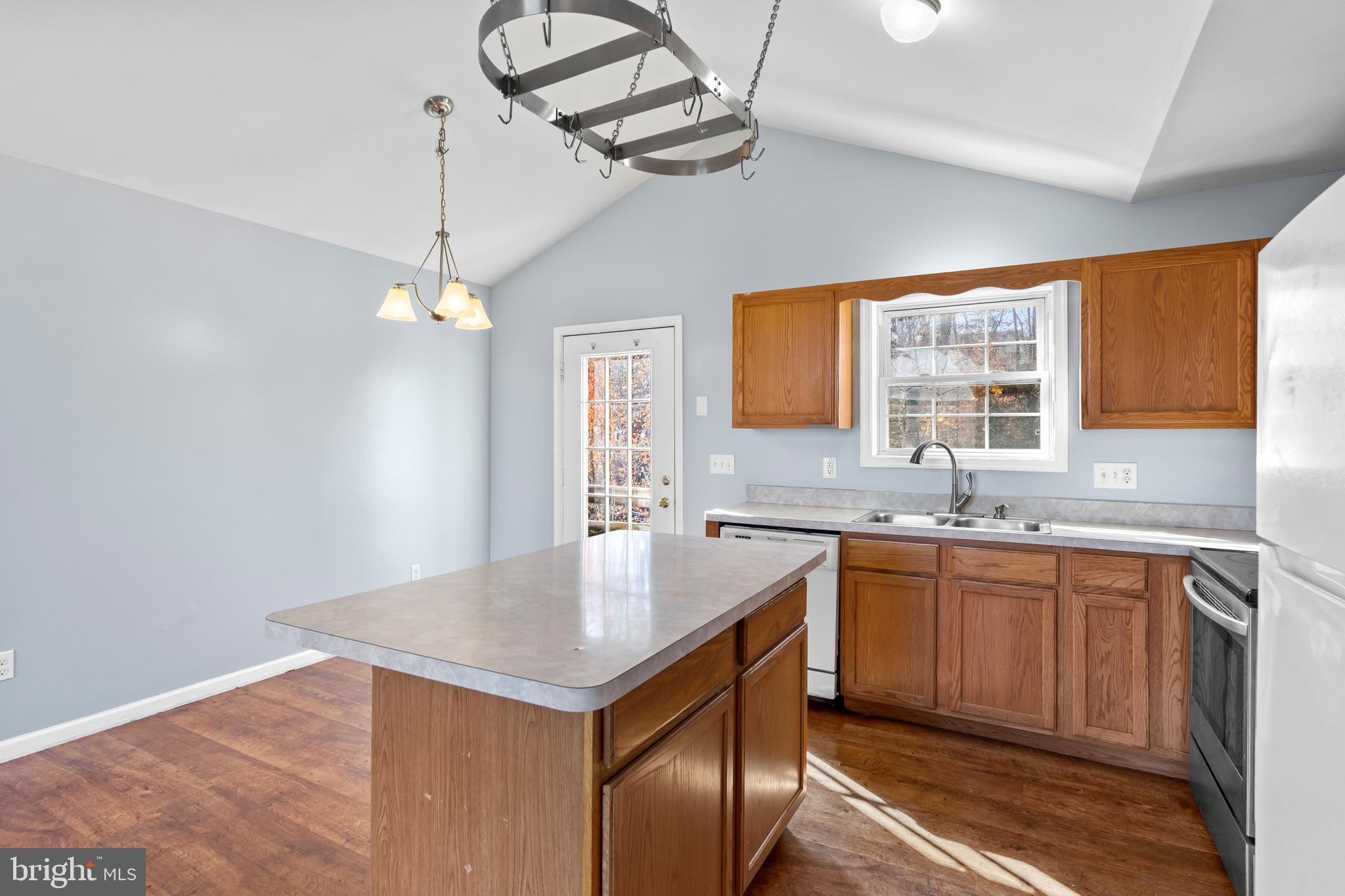 WILDFLOWER RIDGE - Residential