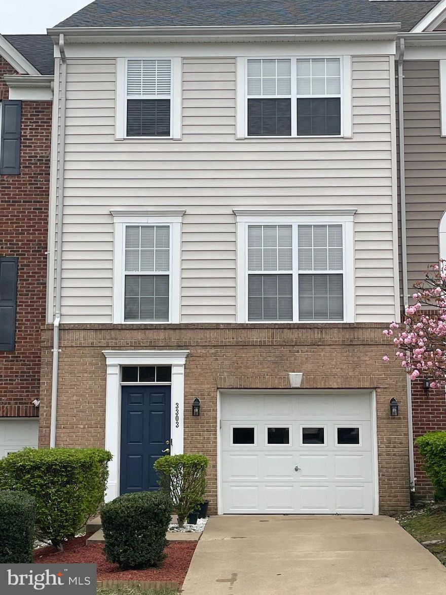 Location, Location, Location! Close to commuter lots and 95, this unit has it all! New Roof, New HVAC, new washer/dryer, newer dishwasher and water heater. Granite countertops, in the gourmet kitchen, new paint and more!