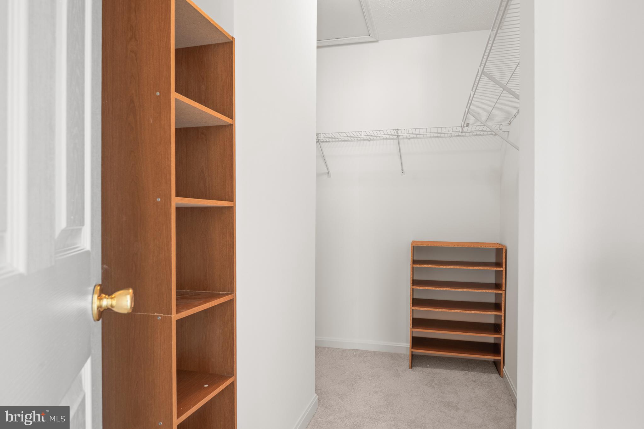 ANNAPOLIS OVERLOOK - Residential