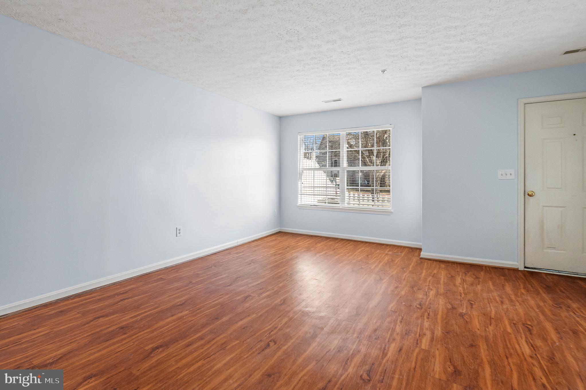 ANNAPOLIS OVERLOOK - Residential