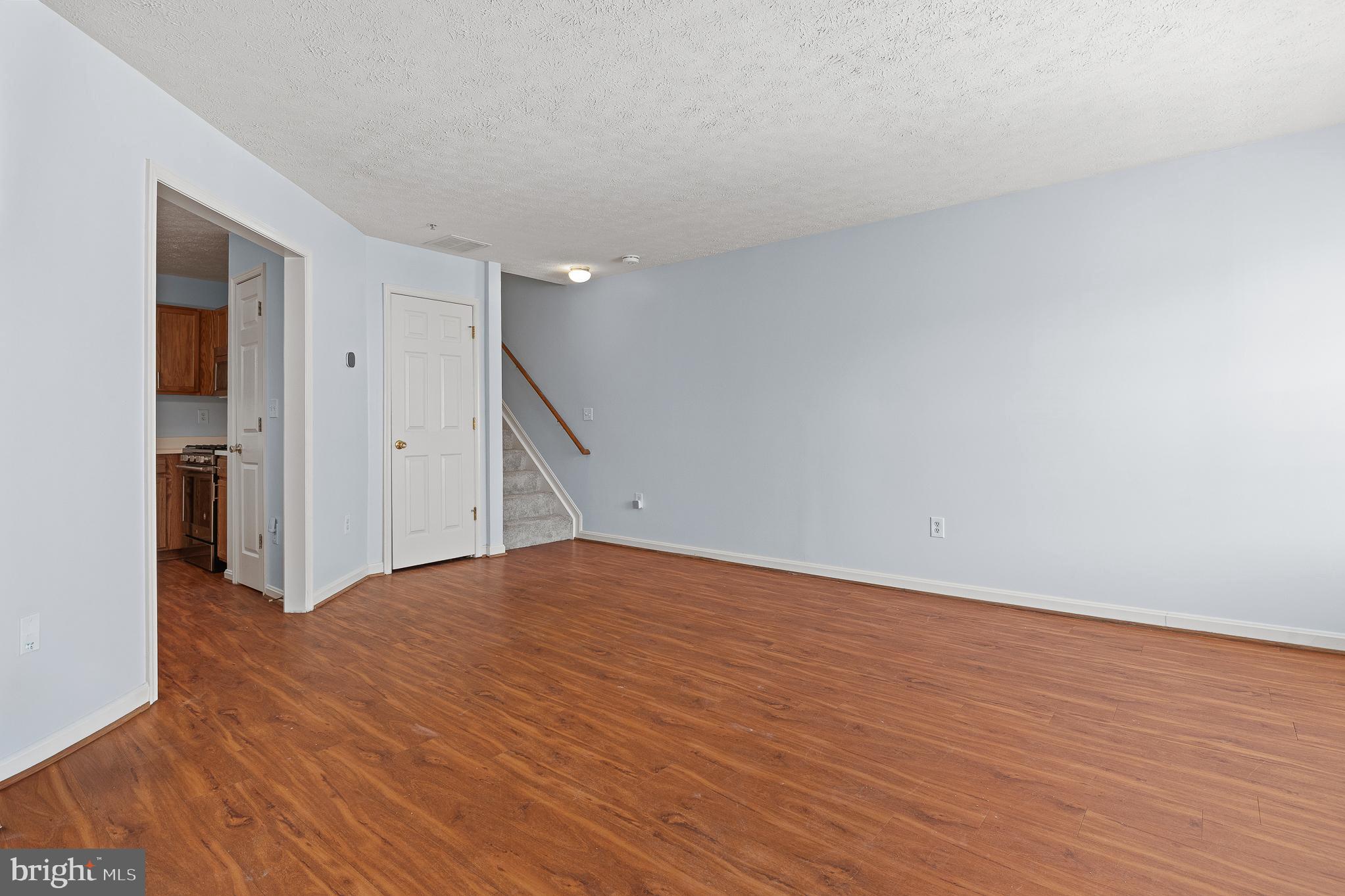 ANNAPOLIS OVERLOOK - Residential