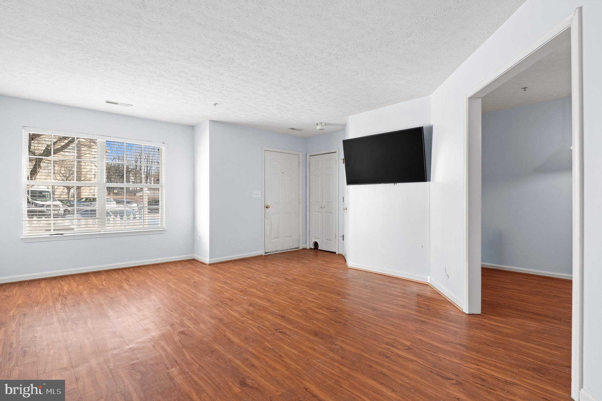 ANNAPOLIS OVERLOOK - Residential