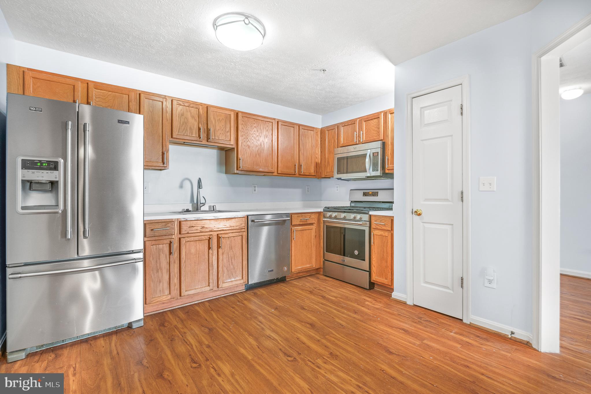 ANNAPOLIS OVERLOOK - Residential