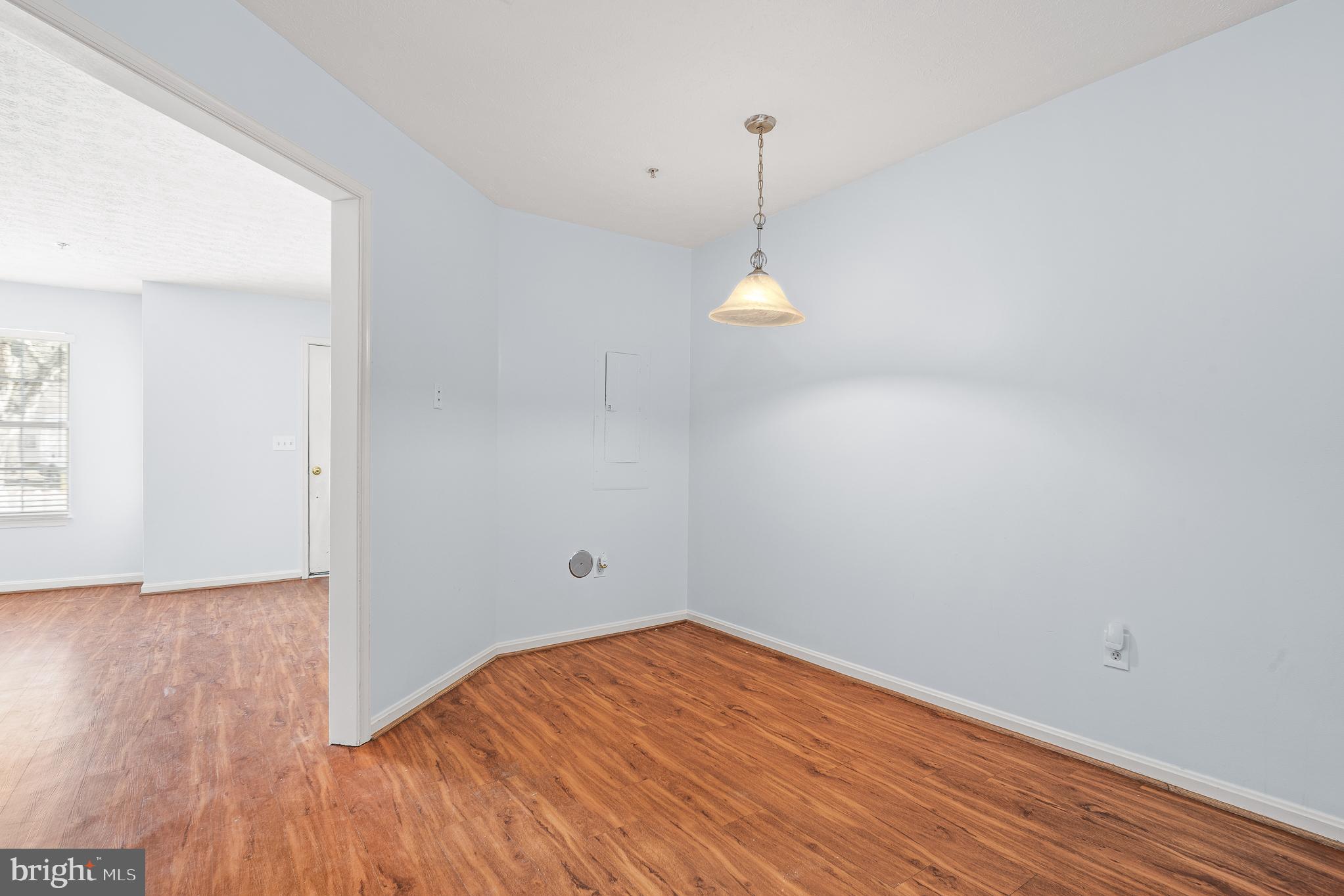 ANNAPOLIS OVERLOOK - Residential