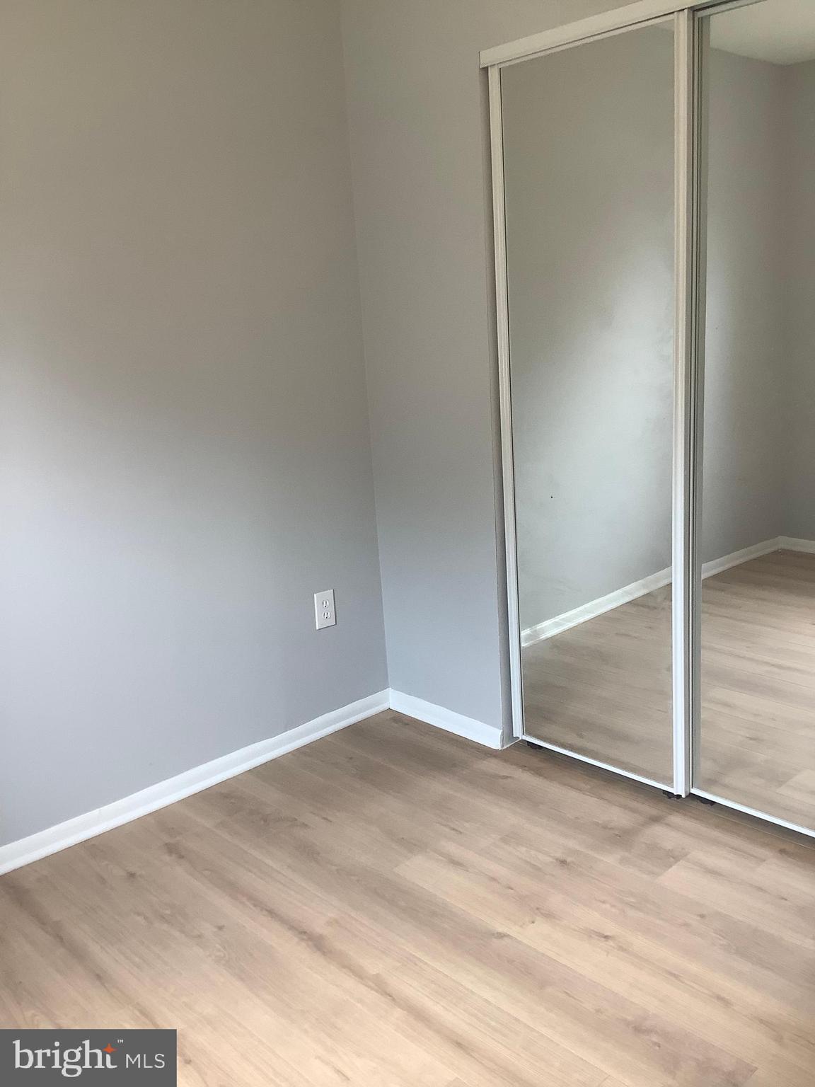 LAUREL OAKS CONDO - Residential Lease