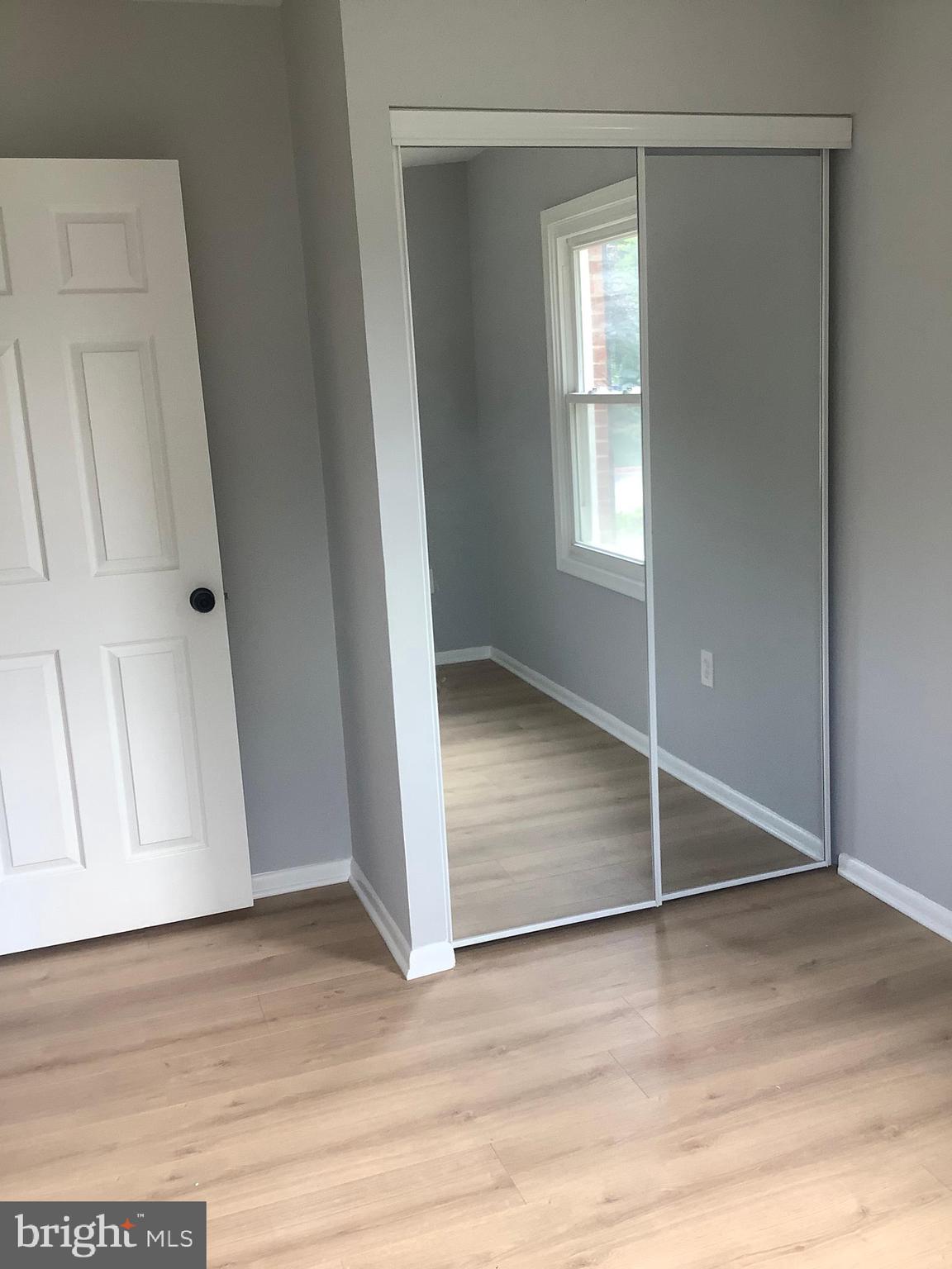 LAUREL OAKS CONDO - Residential Lease