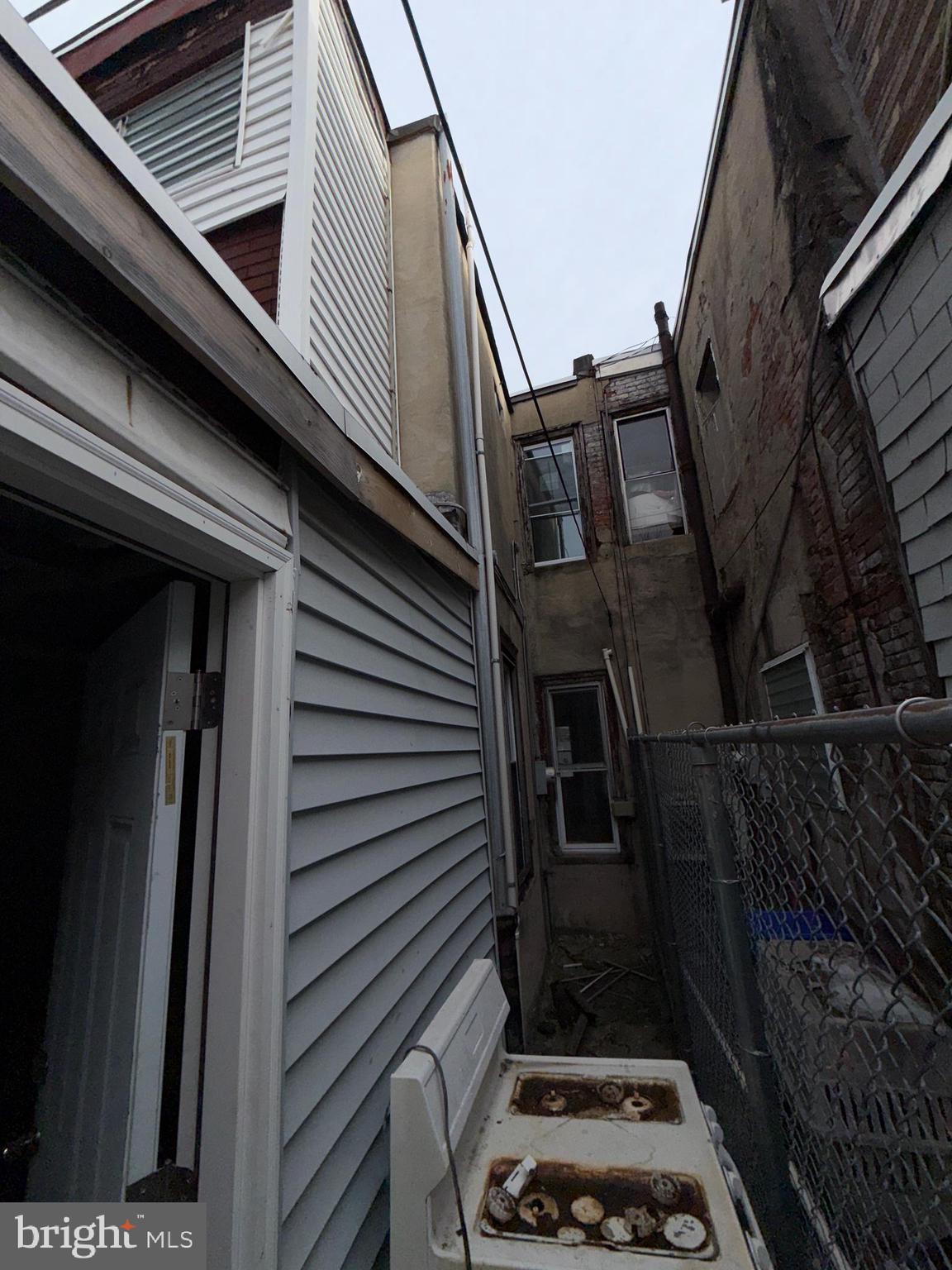 PORT RICHMOND - Residential