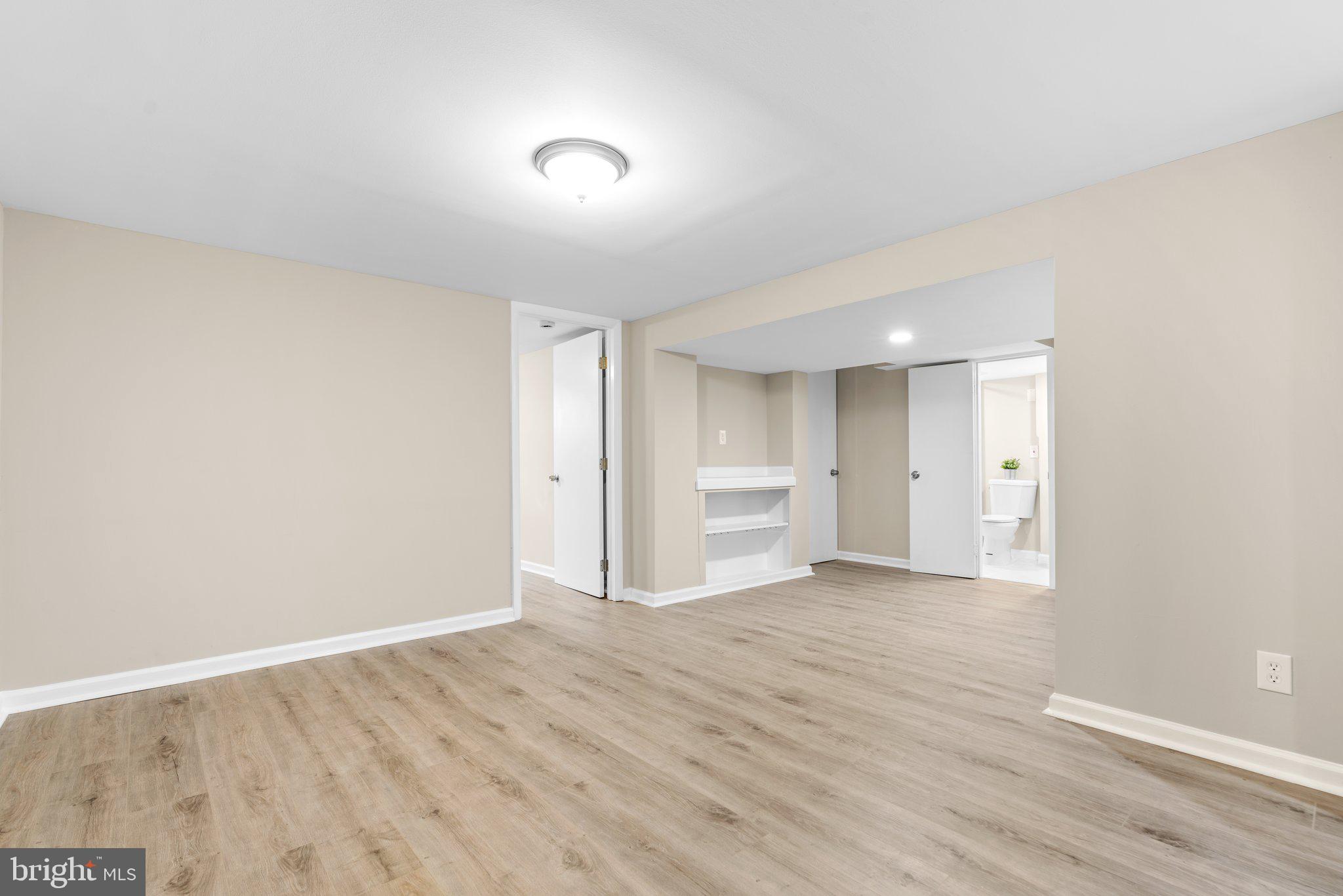 OAKVIEW - Residential