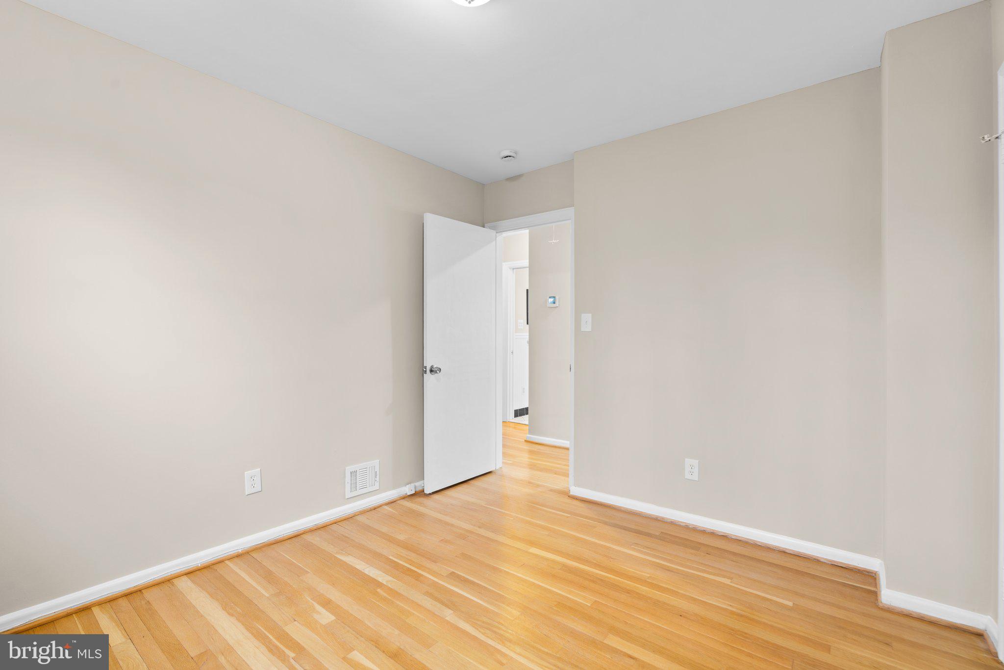 OAKVIEW - Residential