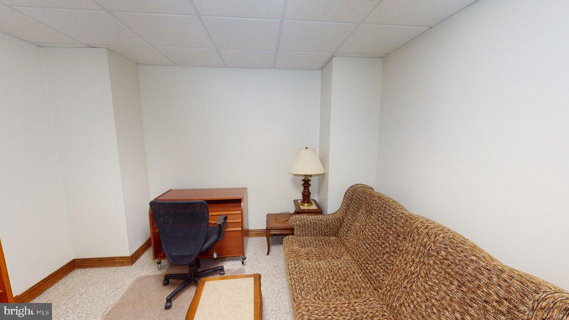 TREASURE LAKE - Residential