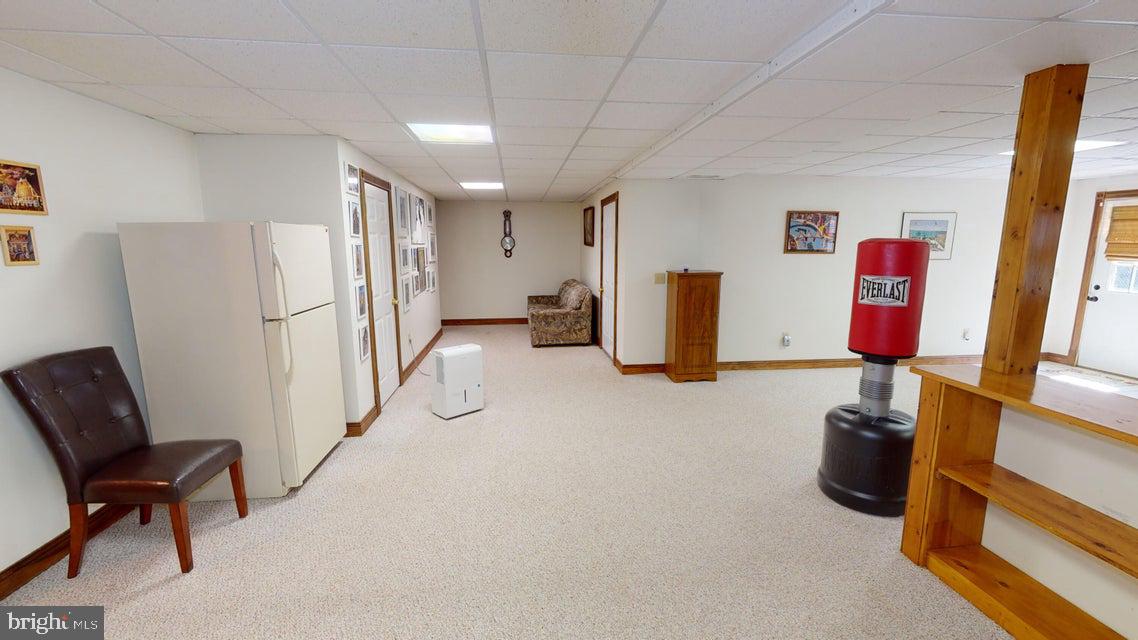 TREASURE LAKE - Residential