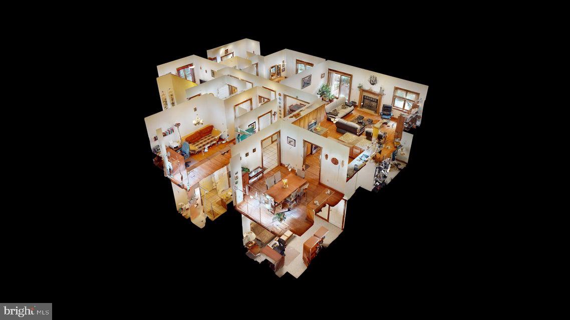 TREASURE LAKE - Residential