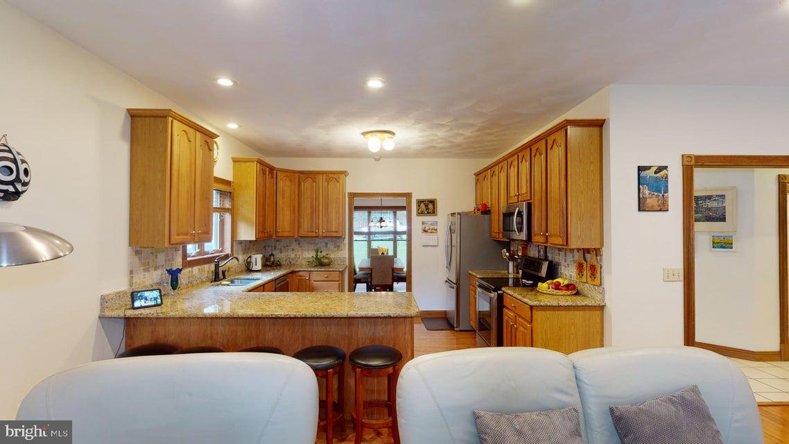 TREASURE LAKE - Residential