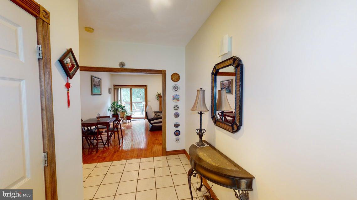 TREASURE LAKE - Residential