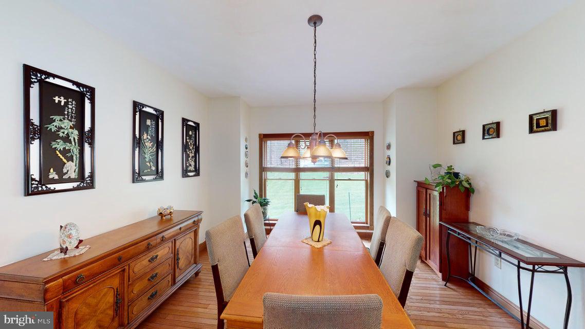 TREASURE LAKE - Residential