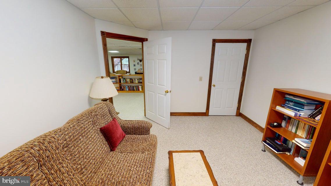 TREASURE LAKE - Residential