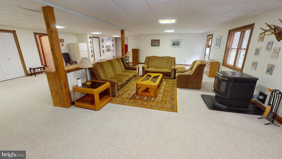 TREASURE LAKE - Residential