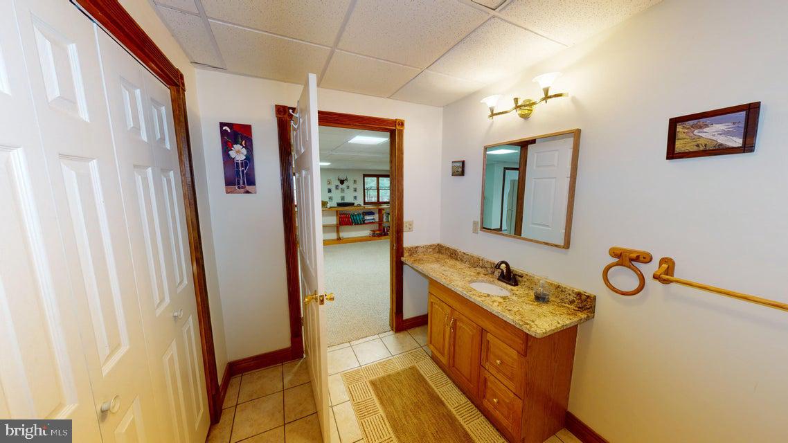 TREASURE LAKE - Residential