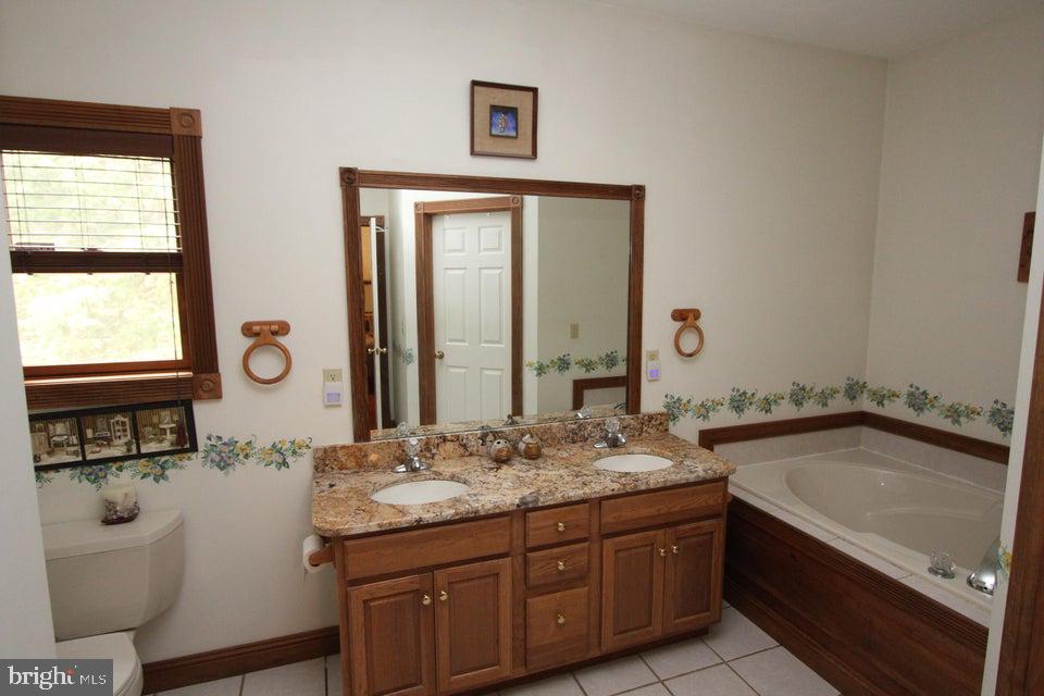 TREASURE LAKE - Residential