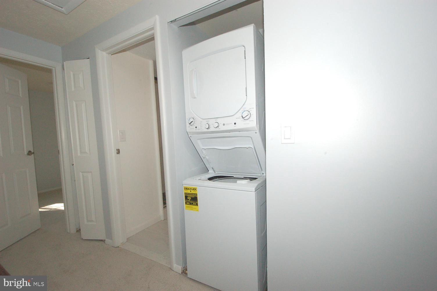 GUNNERS LAKE VILLAGE - Residential