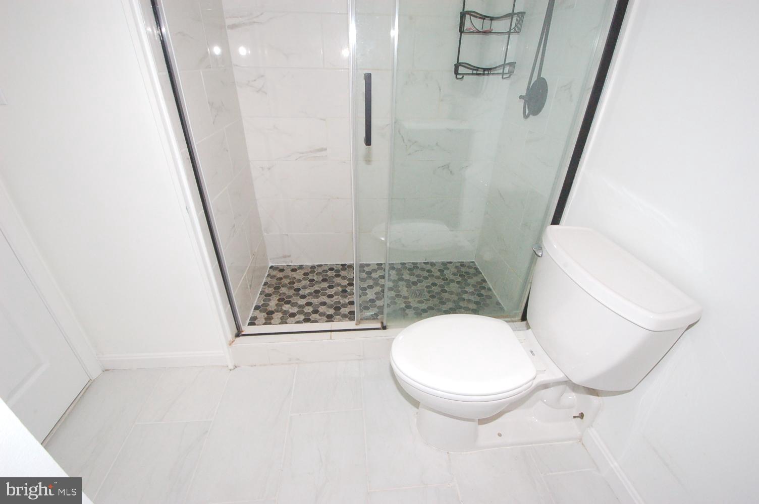 GUNNERS LAKE VILLAGE - Residential