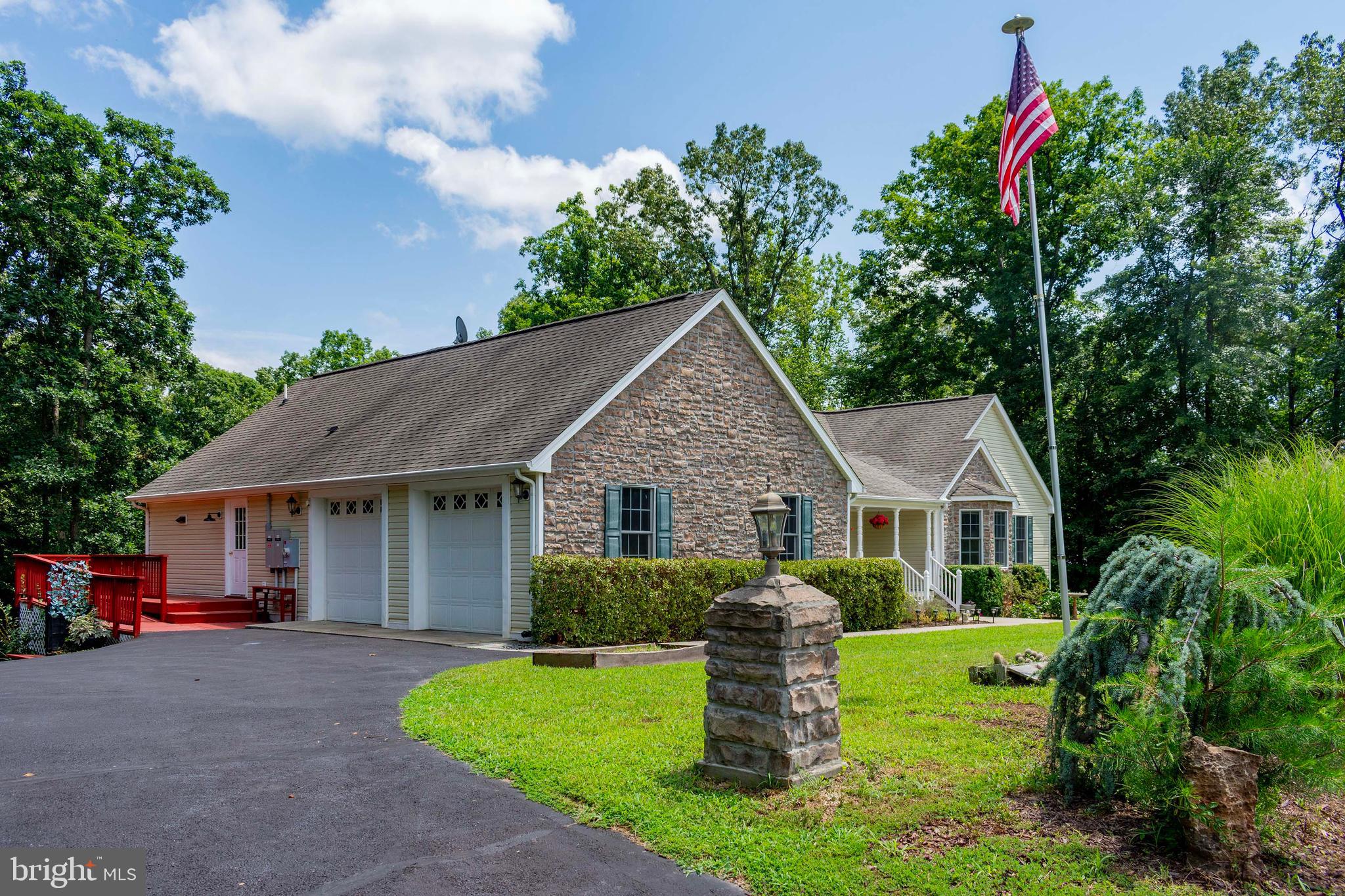 WYNDEMERE - Residential