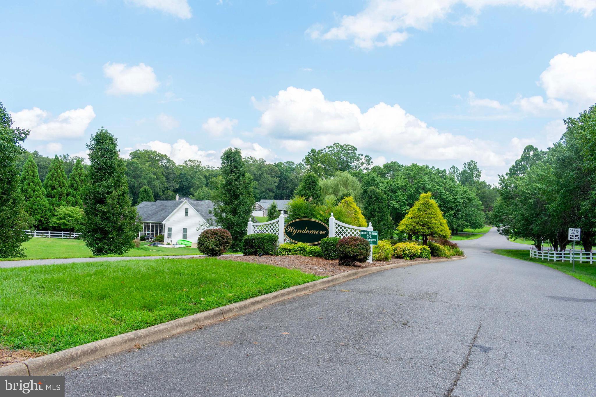 WYNDEMERE - Residential