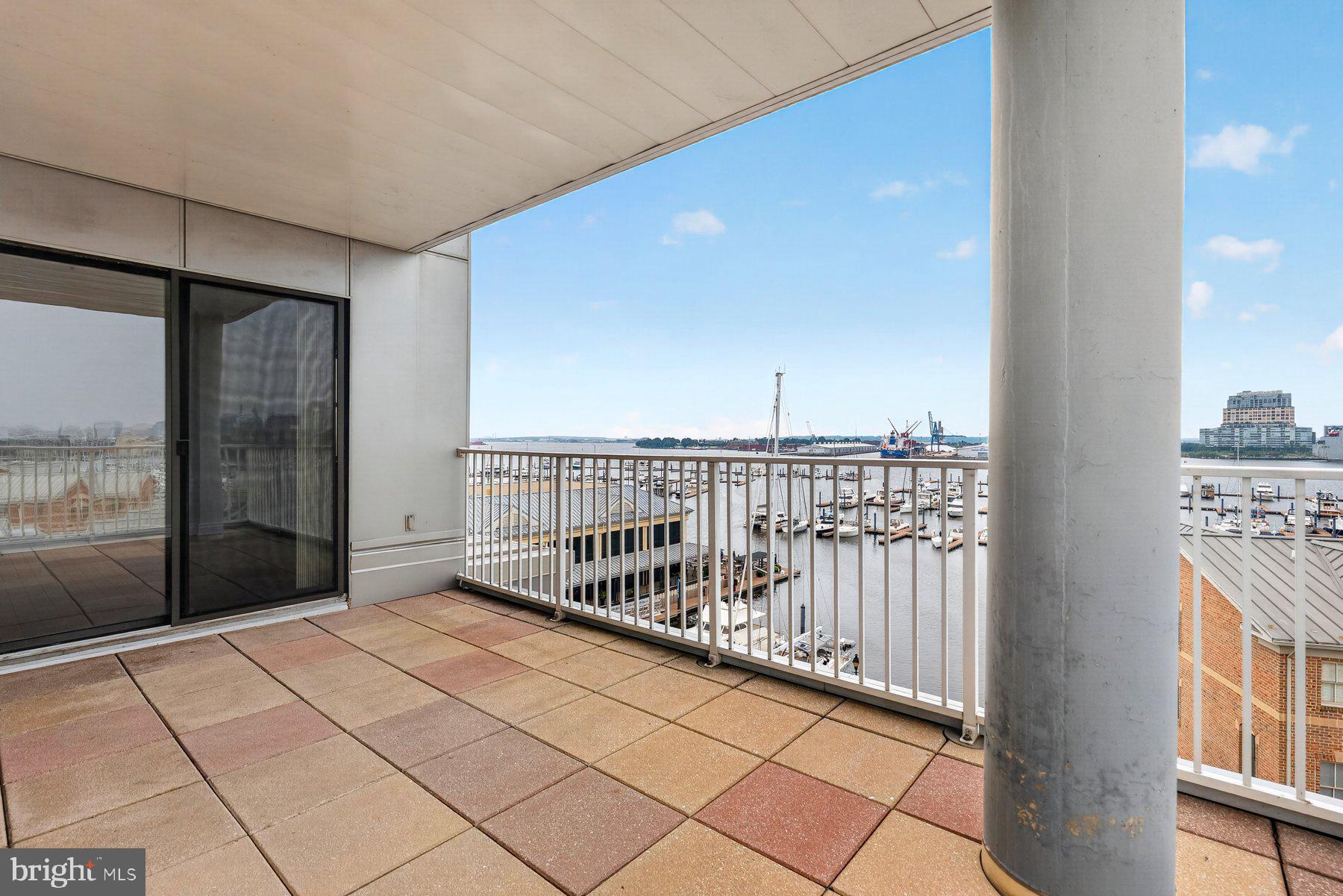 2702 LIGHTHOUSE POINT E 524
