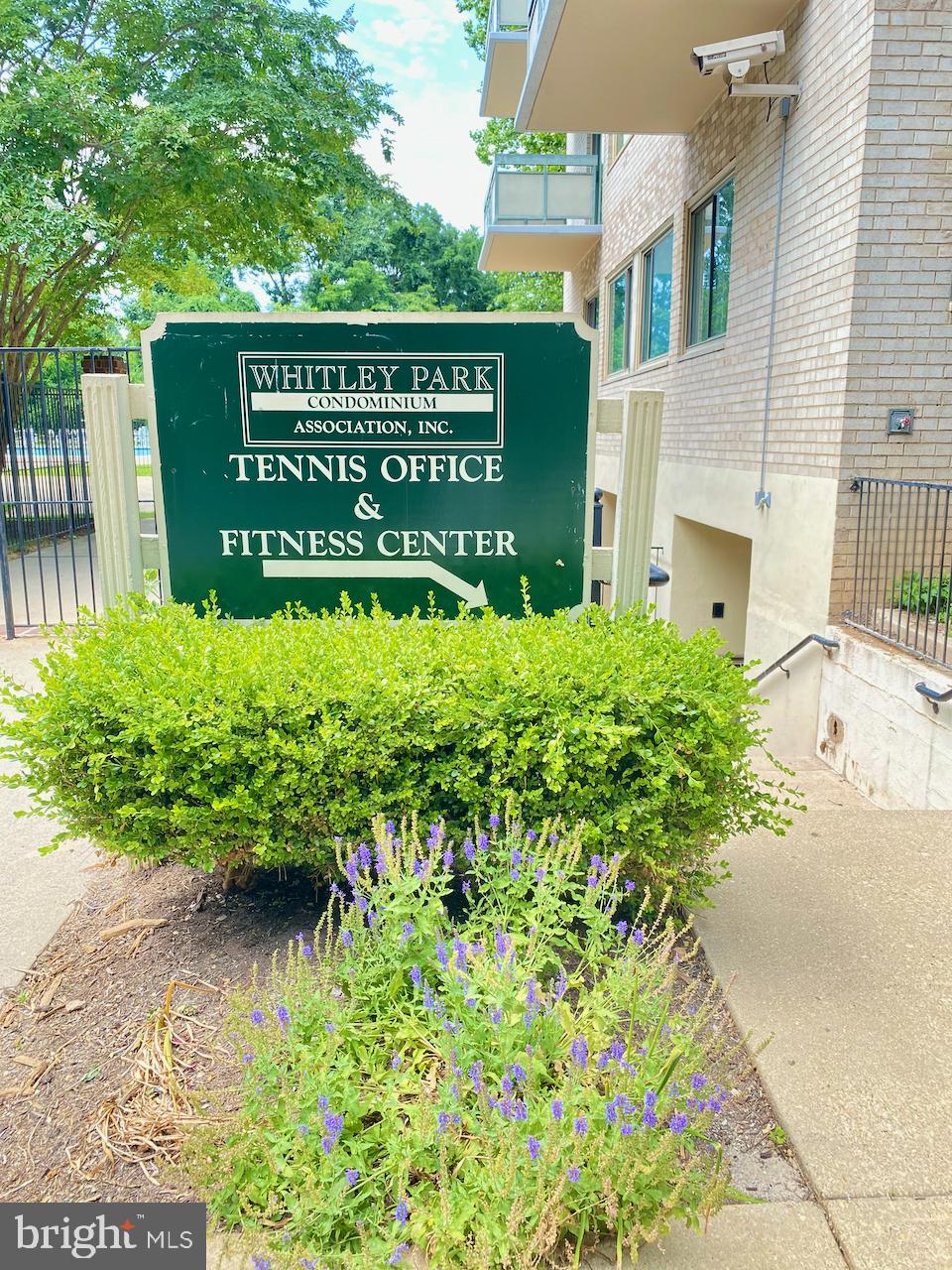 WHITLEY PARK CONDOMINIUM - Residential Lease