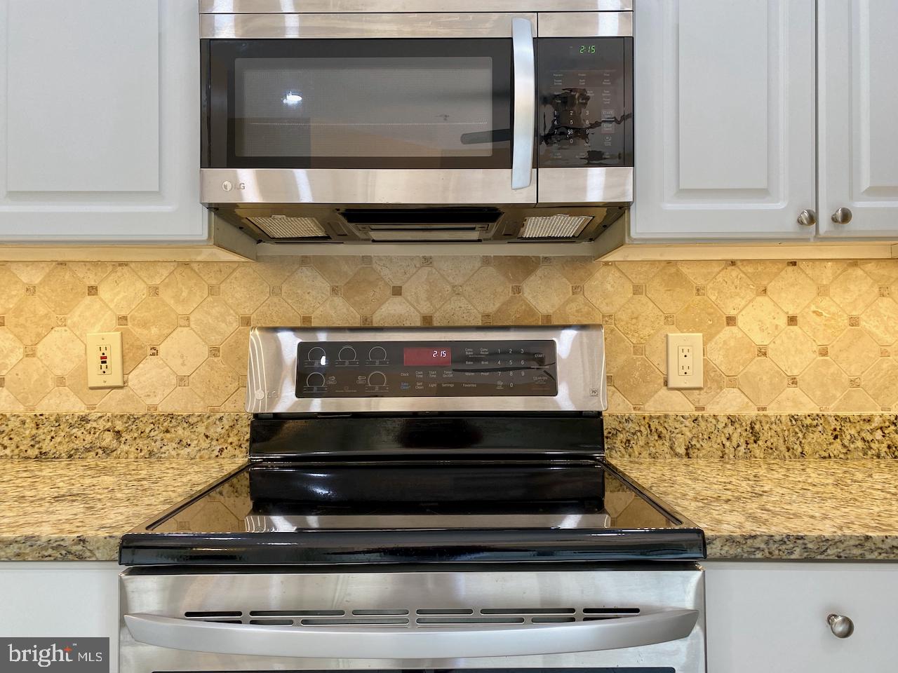 WHITLEY PARK CONDOMINIUM - Residential Lease