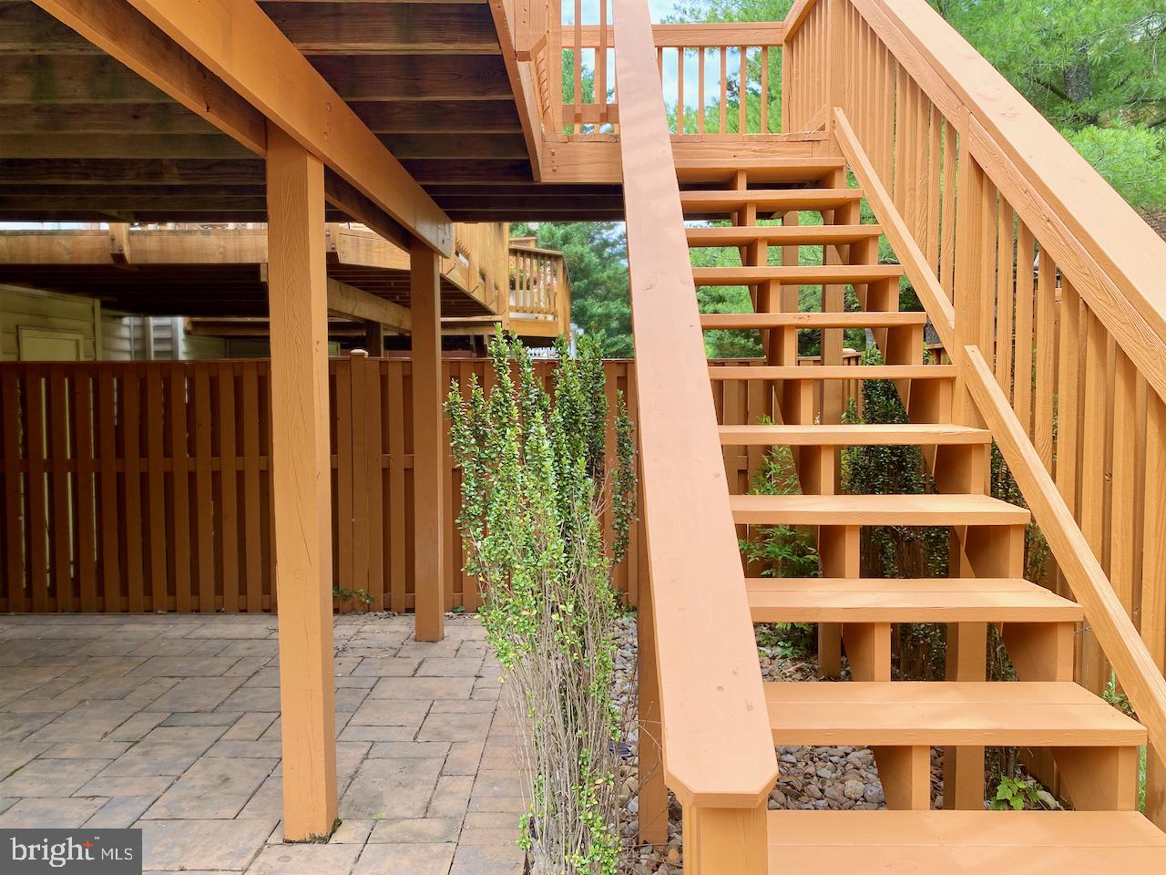 WHITLEY PARK CONDOMINIUM - Residential Lease