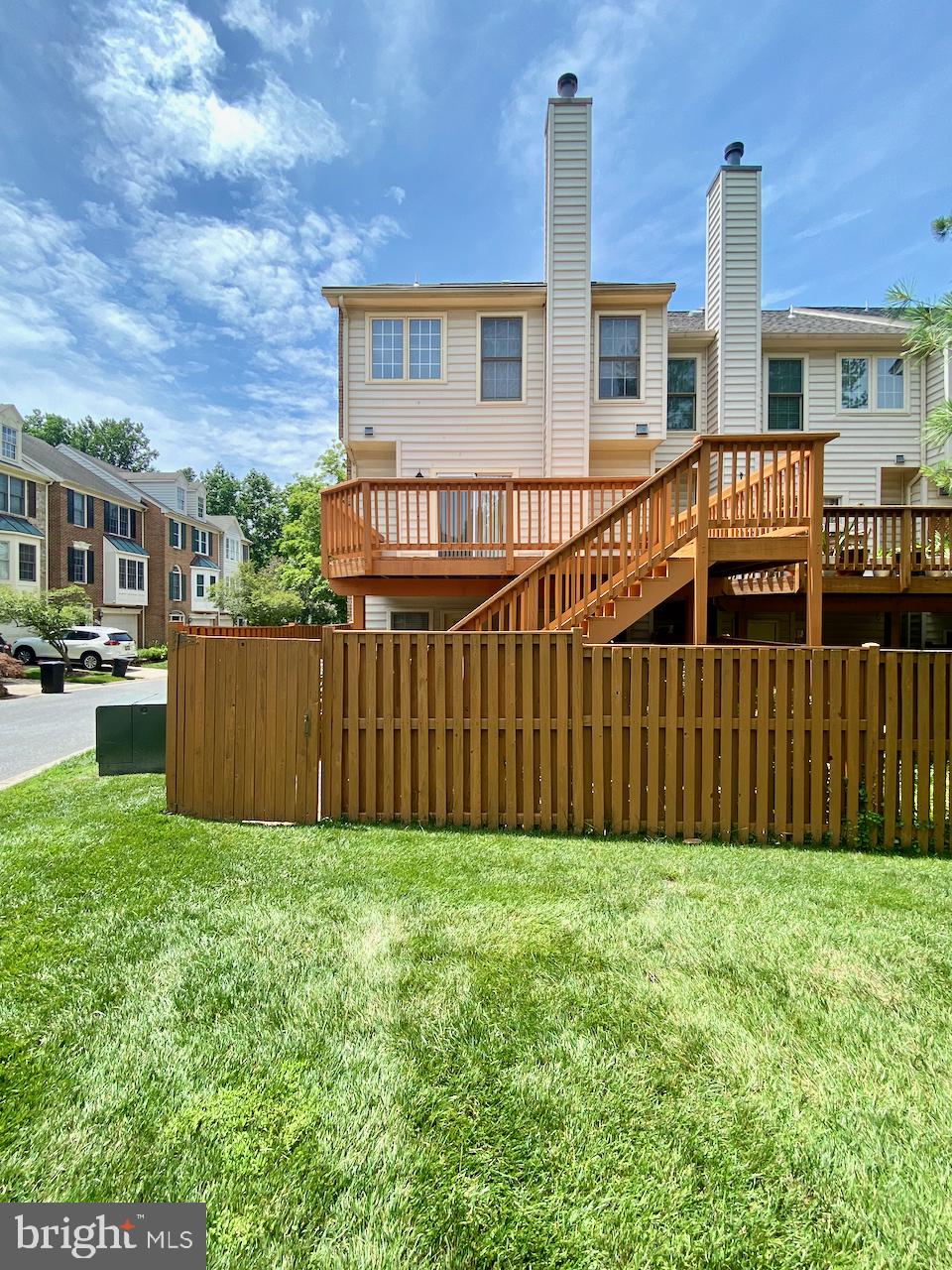 WHITLEY PARK CONDOMINIUM - Residential Lease